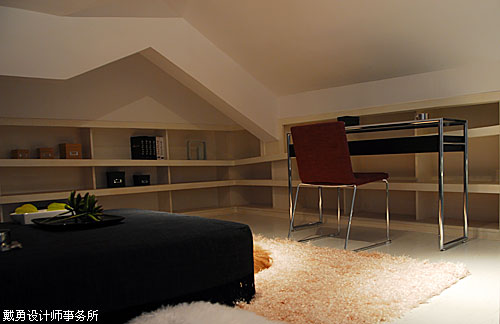 顶层阁楼的悠然时光-戴勇的设计师家园:::戴勇的设计师家园-专栏文章-尽在中国建筑与室内设计师网